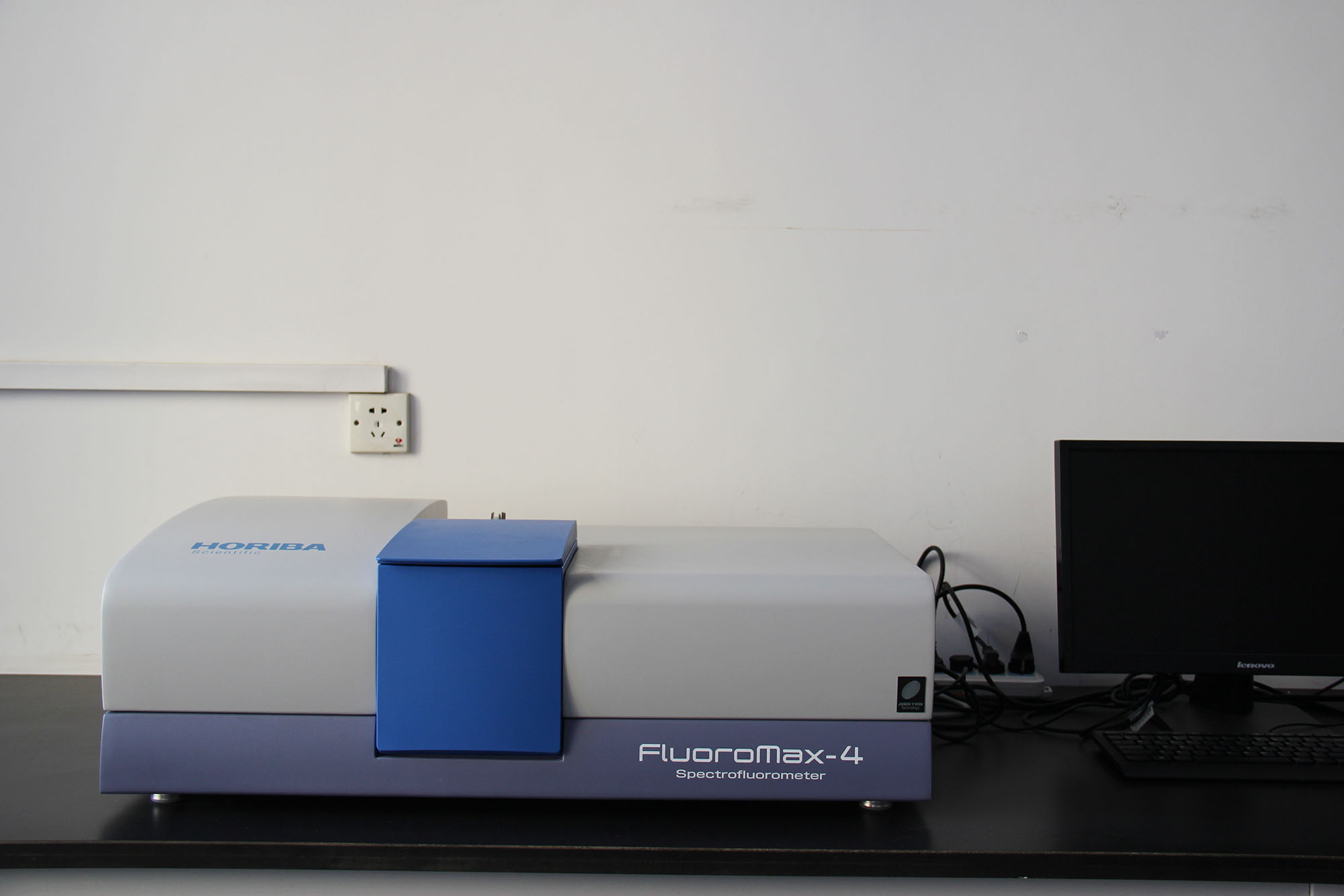 Fluoromax4型荧光光谱仪农产资源实验室